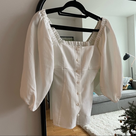 Wayf Puff Sleeve White Top - Picture 2 of 4